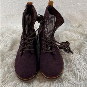 REEF Womens Boots 7.5 Lace Up Cap Toe Casual Compassing Textile Purple Ankle NEW